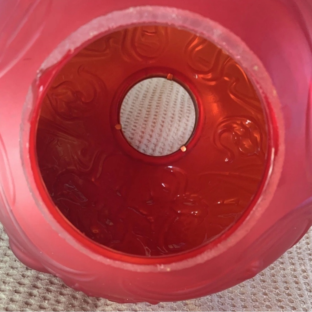 Victorian GWTW Red Large Satin Glass Oil Kerosene Lamp - Picture 10 of 14